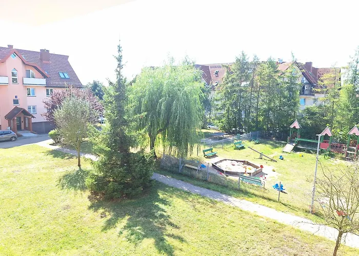 Grand - Prywatny Parking, Blisko Szpital Arkonska